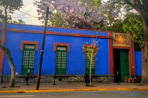 Photo of Frida's Casa Azul museum